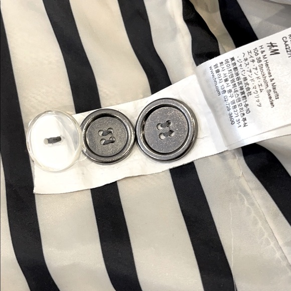 H&M Pea Coat - Picture 5 of 7